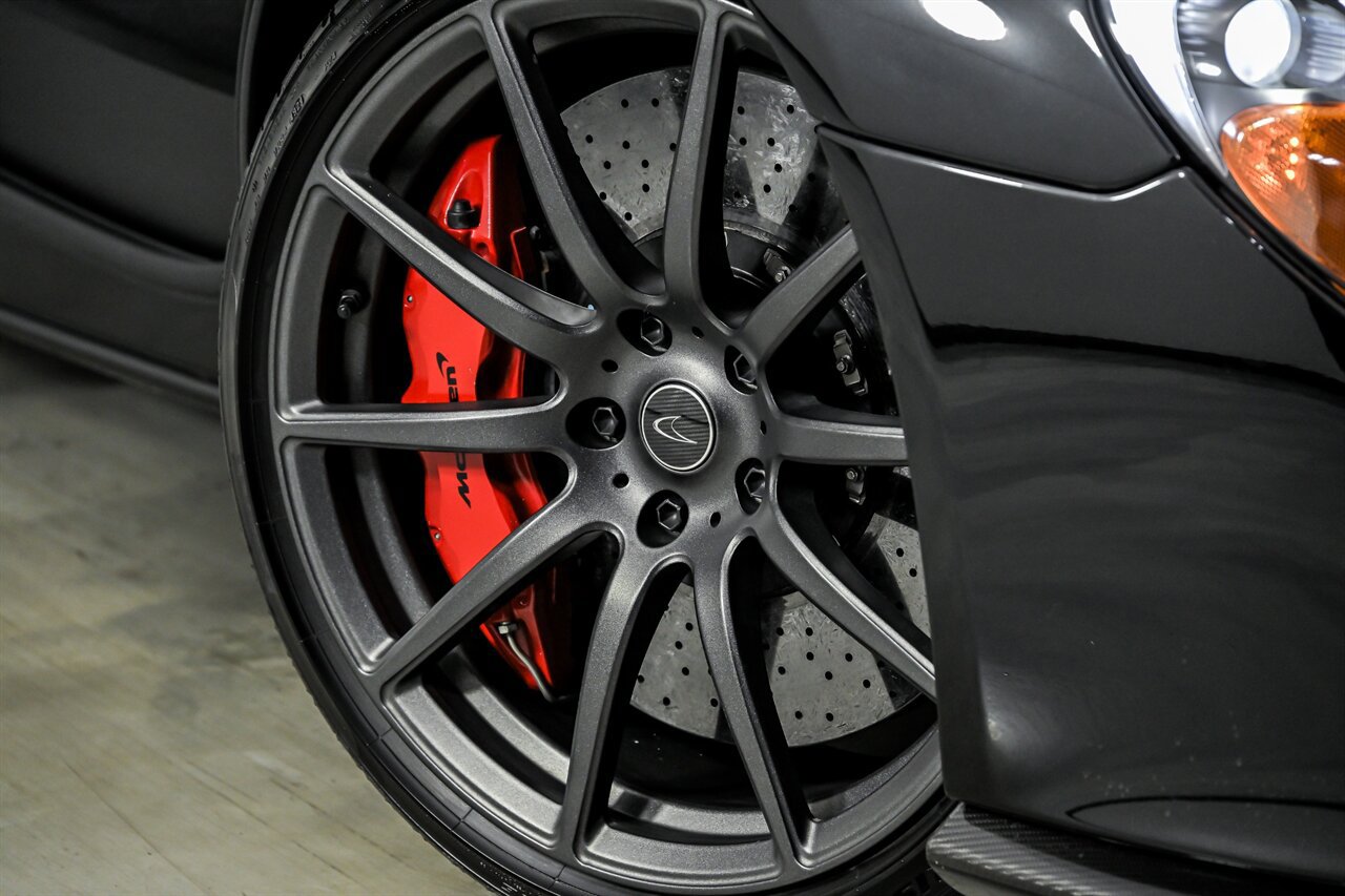 Used 2016 McLaren 650S Spider RWD image 3