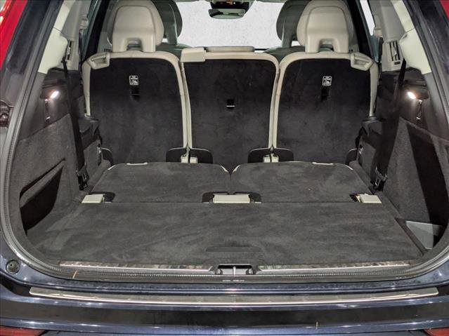 Used 2016 Volvo XC90 T6 Momentum w/ Momentum Plus Package image 6