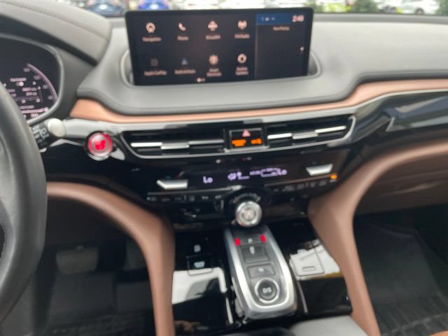 Used 2023 Acura MDX w/ Technology Package AWD/4WD image 27