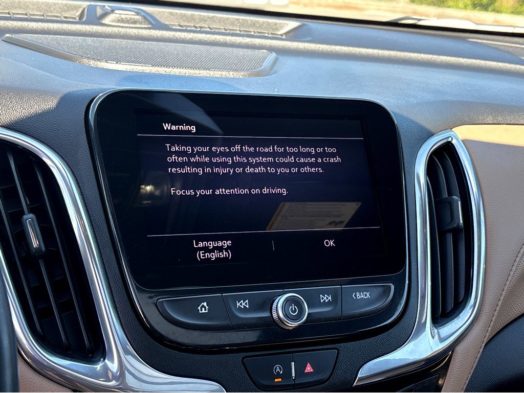 Certified 2023 Chevrolet Equinox Premier FWD image 11