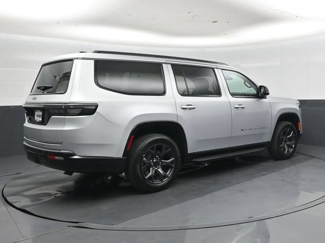 Used 2026 Jeep Grand Wagoneer Limited AWD/4WD image 25