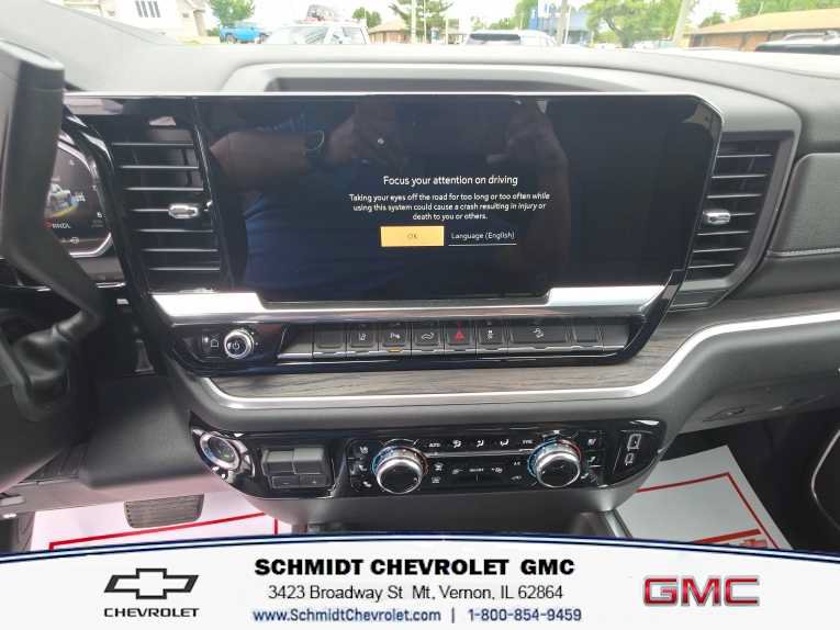 New 2026 GMC Sierra 2500 SLT w/ SLT Premium Package AWD/4WD image 15