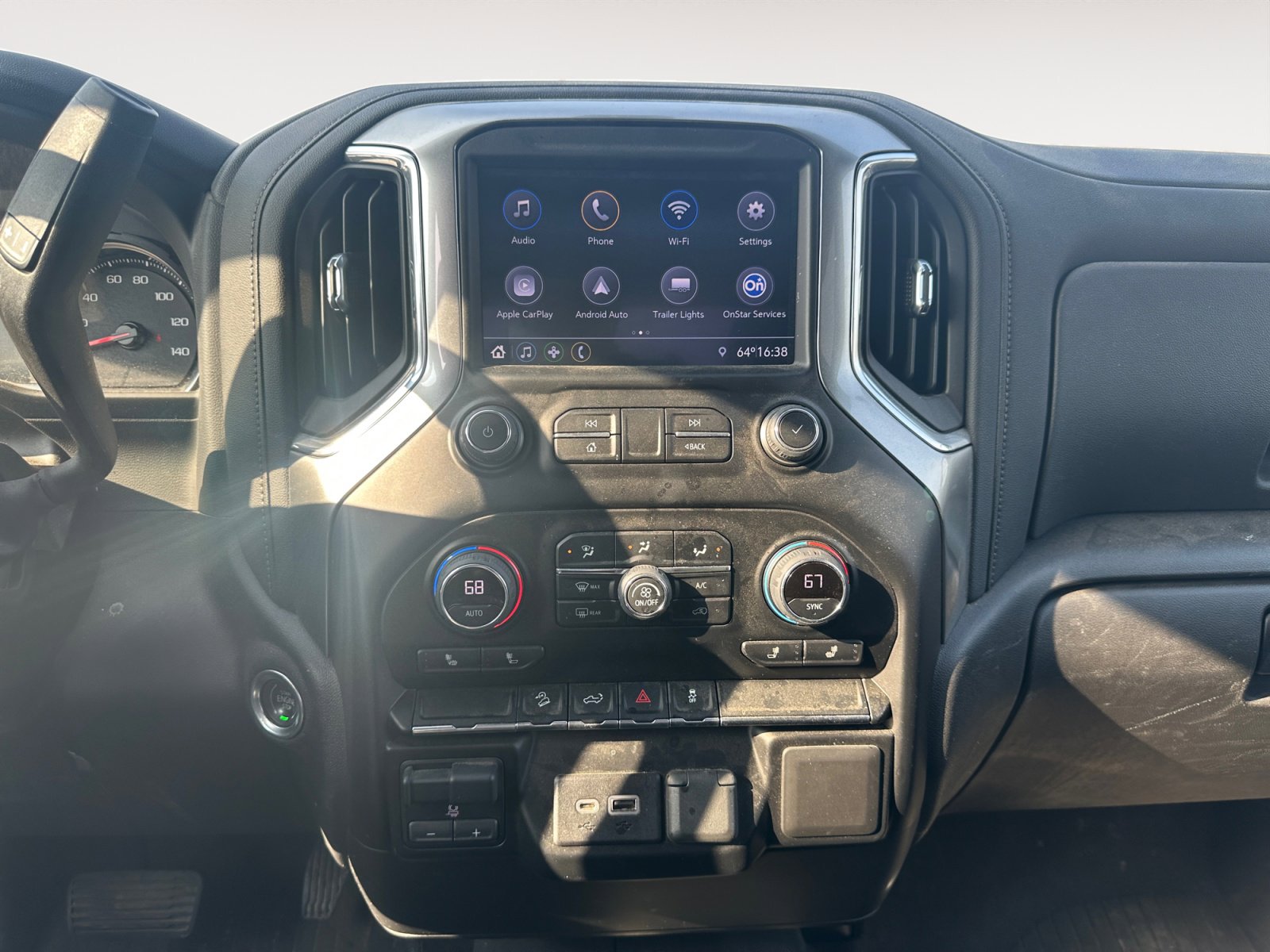 Used 2021 Chevrolet Silverado 2500 LT w/ Convenience Package image 11