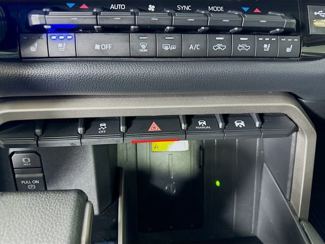 Used 2022 Toyota Tundra Limited image 24