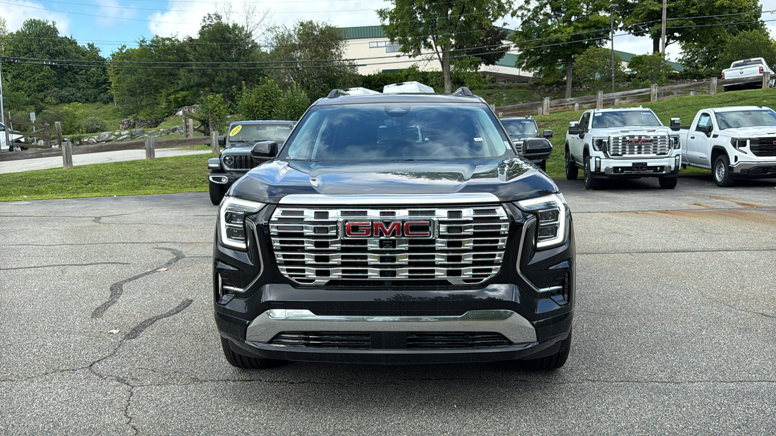 New 2027 GMC Terrain Denali w/ LPO, Black Badging Package AWD/4WD image 3