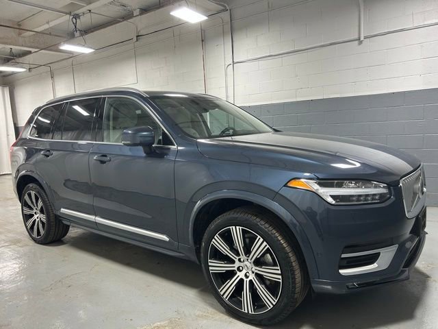 Used 2025 Volvo XC90 B5 Ultra image 4
