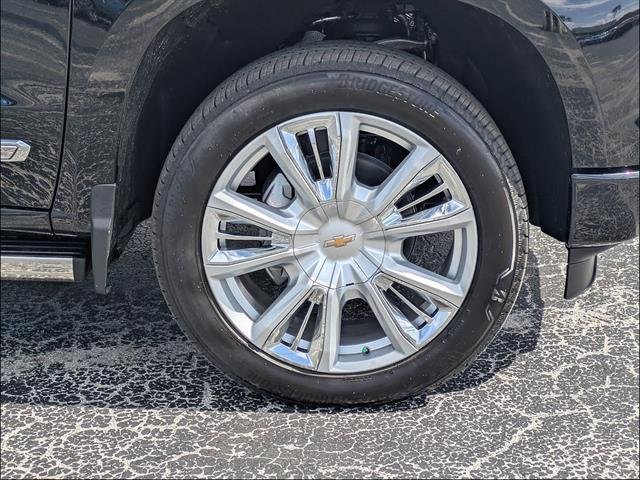 New 2026 Chevrolet Silverado 1500 High Country AWD/4WD image 14