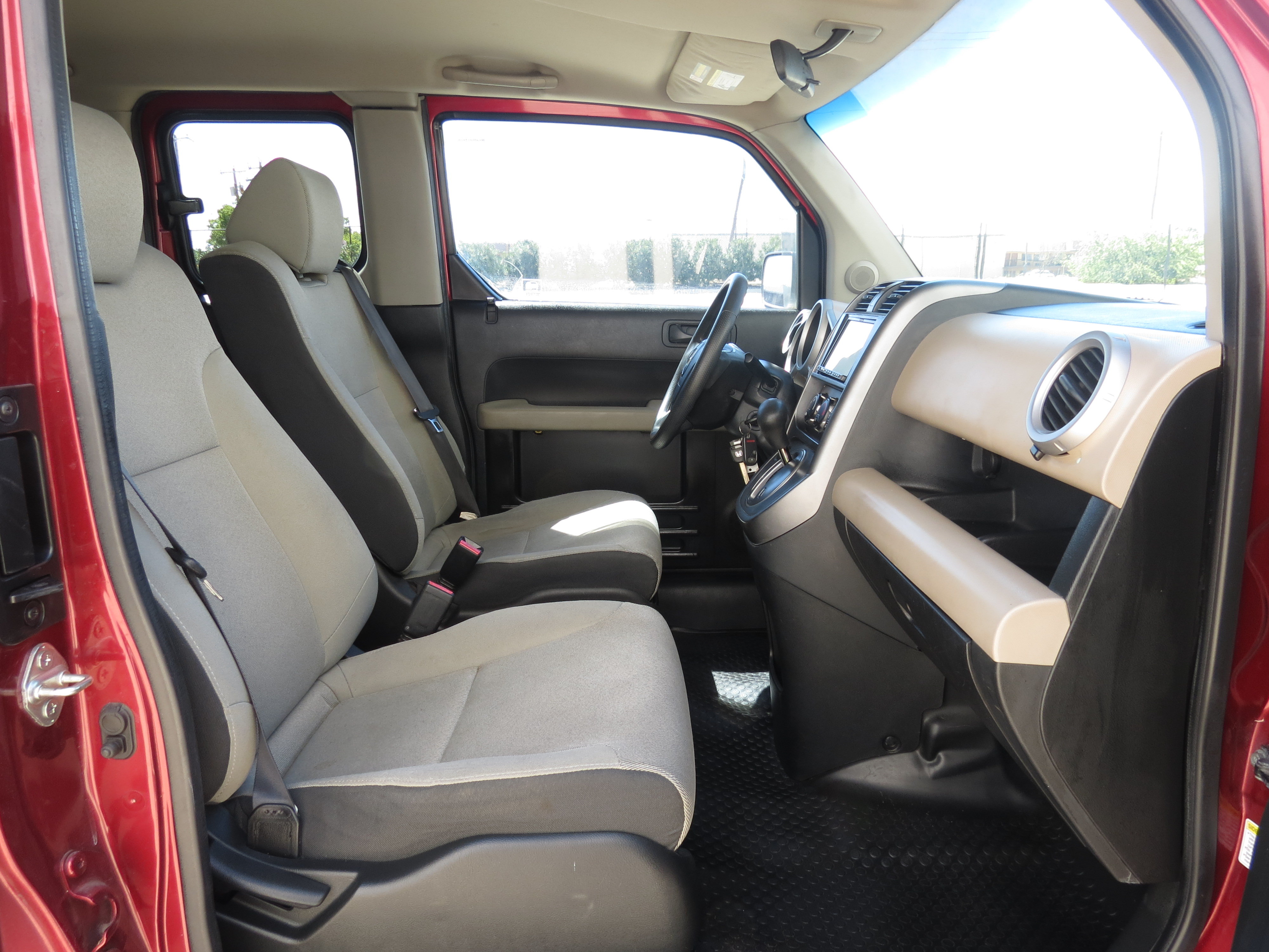 Used 2008 Honda Element LX image 27