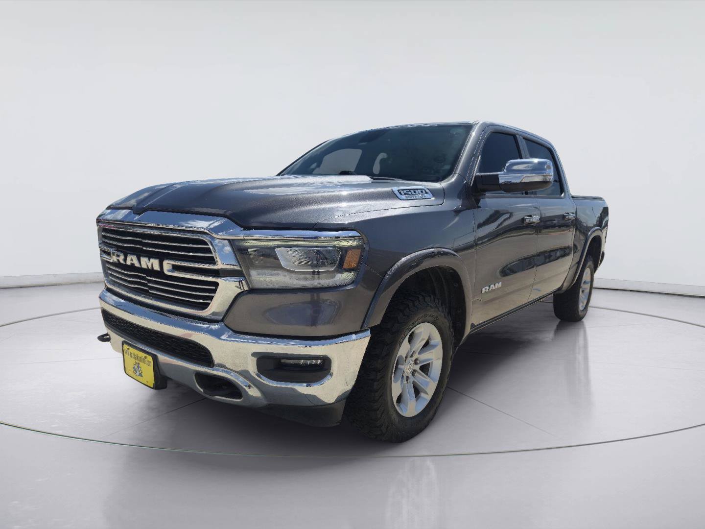 Used 2019 RAM 1500 Laramie w/ Off Road Group AWD/4WD image 1