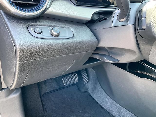 New 2026 Chevrolet Trax LT FWD image 31
