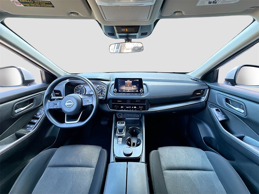 Used 2024 Nissan Rogue SV image 15