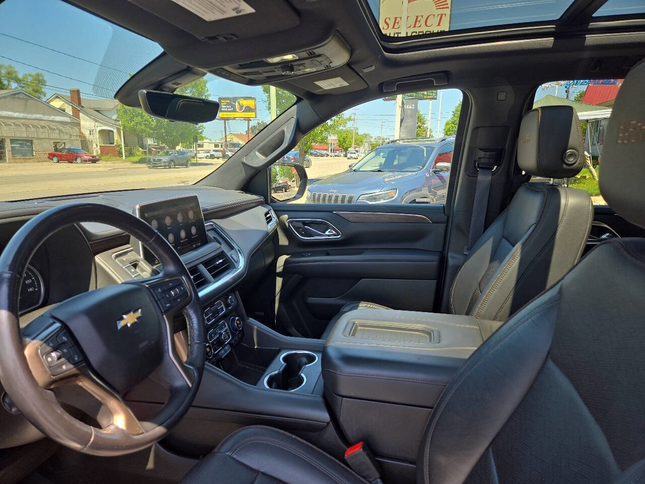 Used 2021 Chevrolet Tahoe High Country AWD/4WD image 9