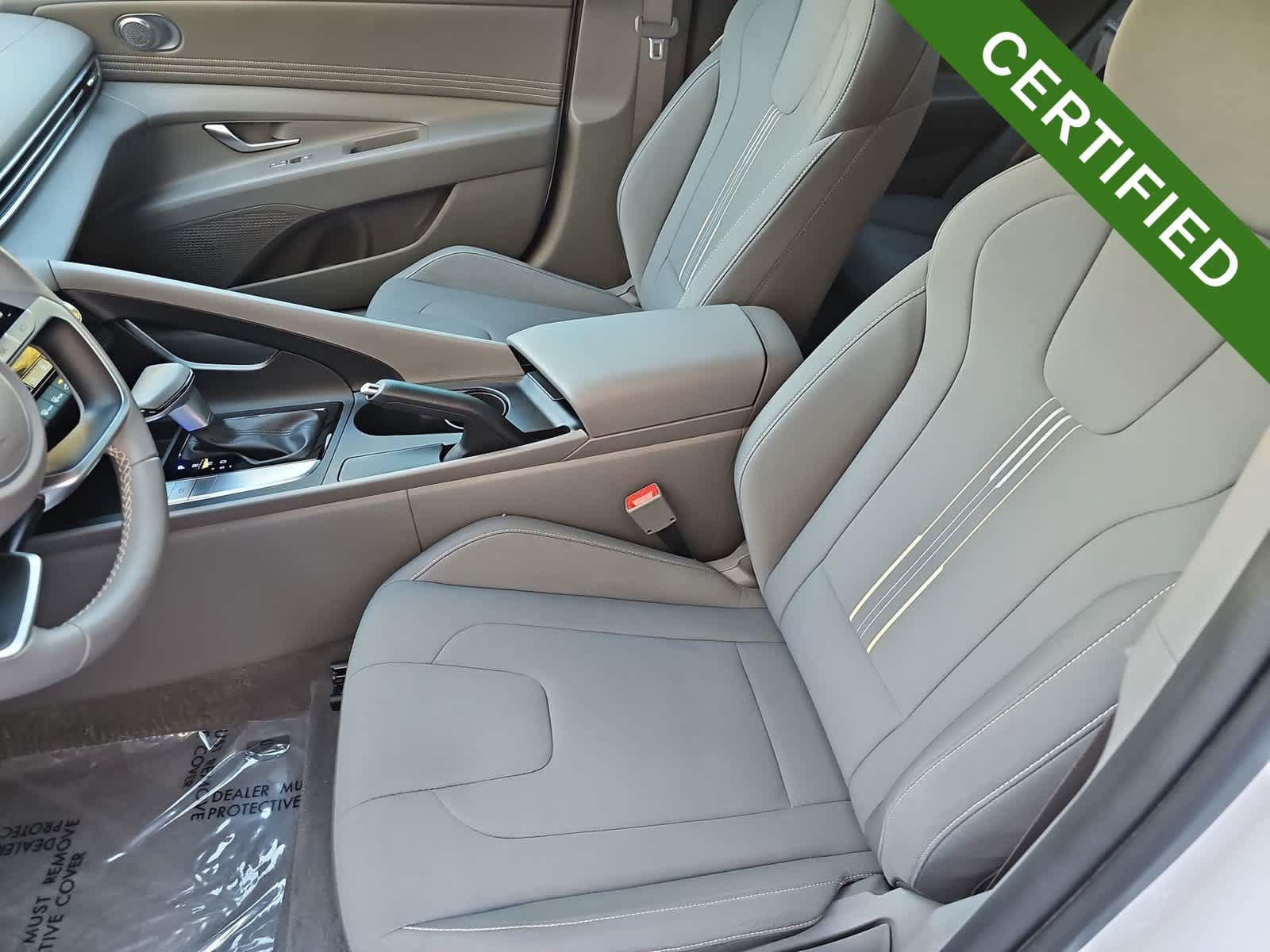 Used 2025 Hyundai Elantra Sport FWD image 15