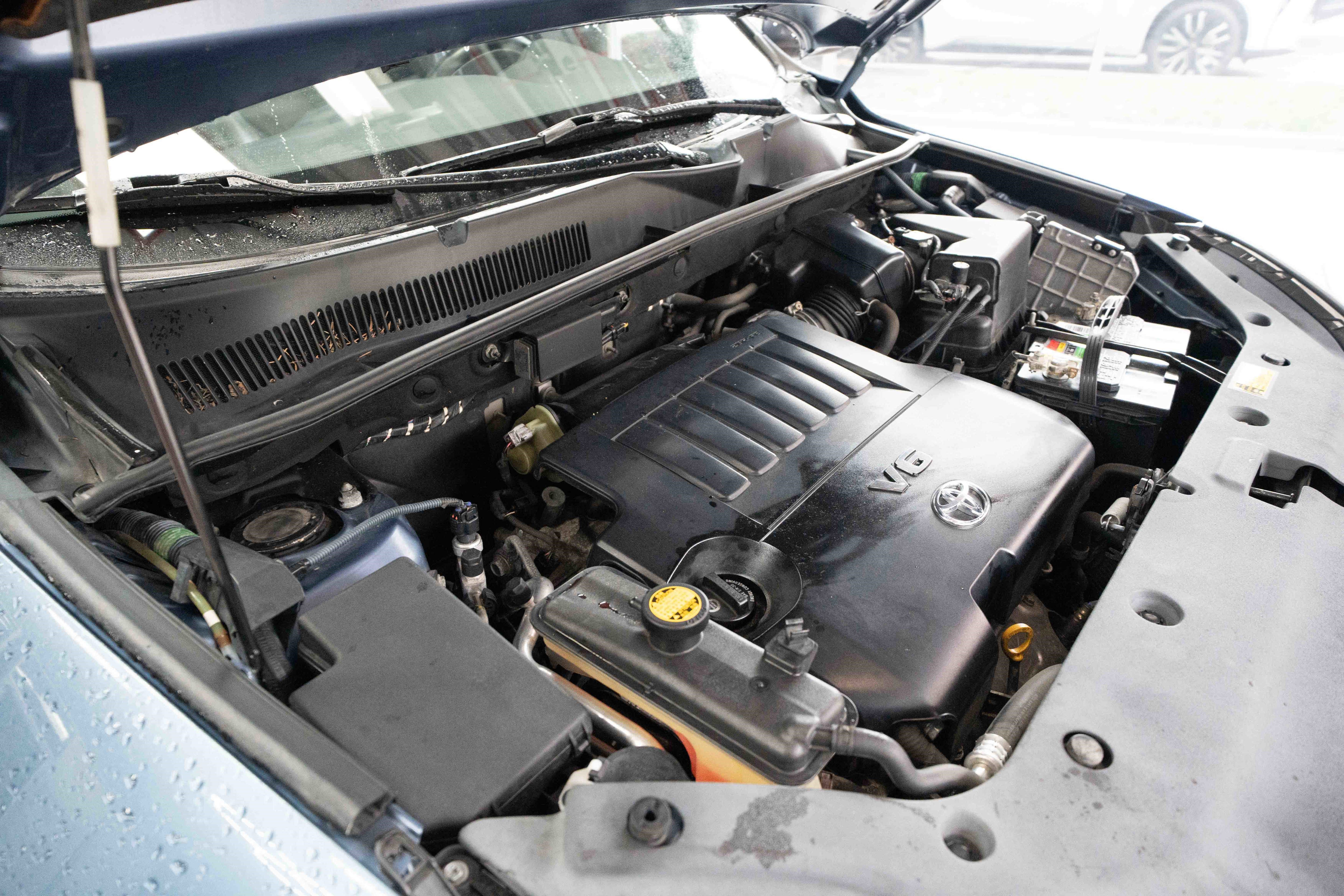Used 2009 Toyota RAV4 Limited image 32