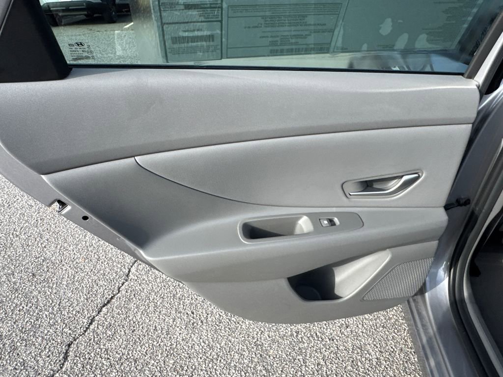 New 2026 Hyundai Elantra Sport image 12