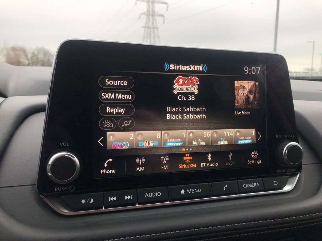 Certified 2025 Nissan Rogue S image 23