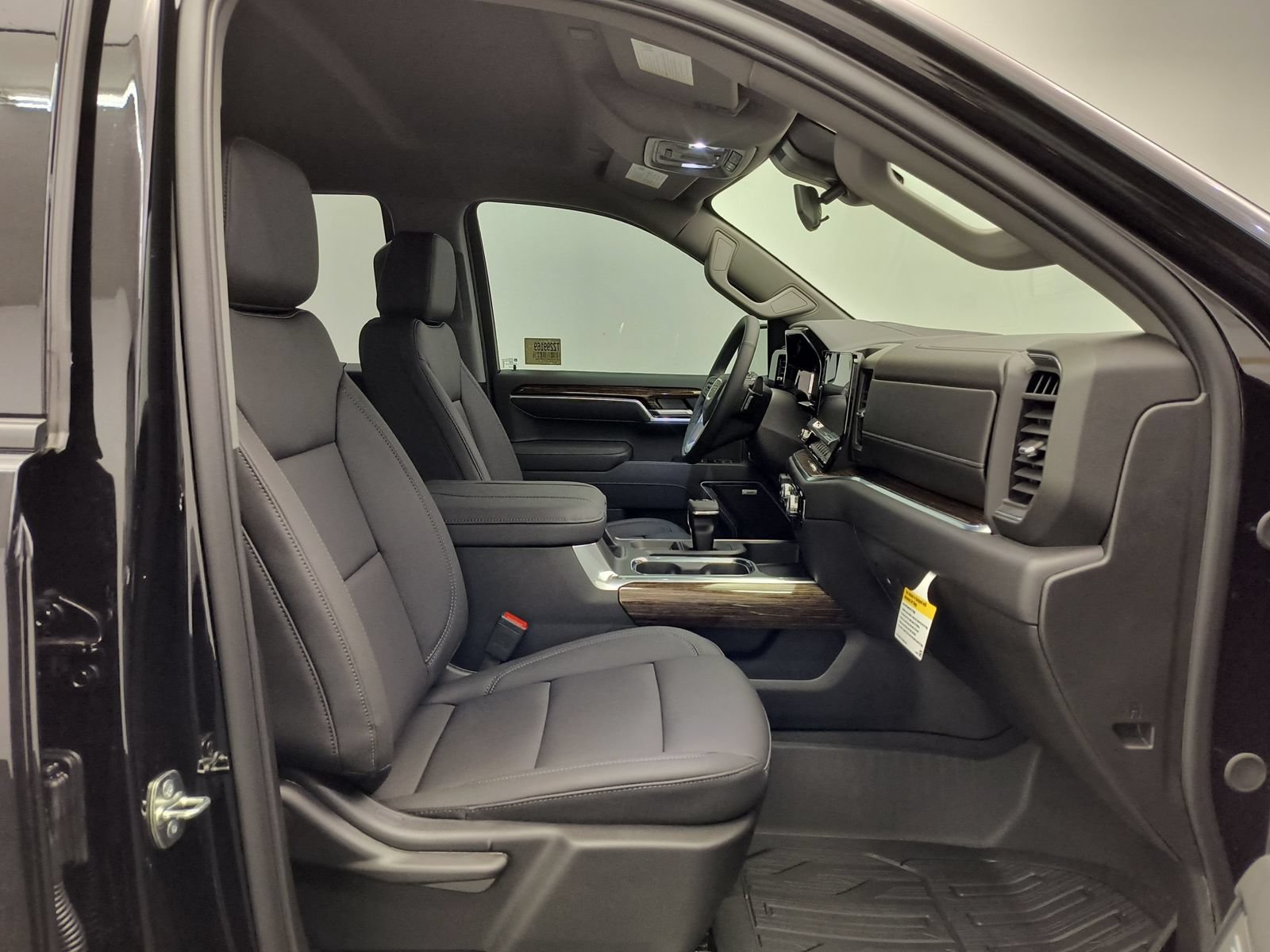 New 2026 GMC Sierra 1500 Elevation w/ Elevation Premium Package AWD/4WD image 29