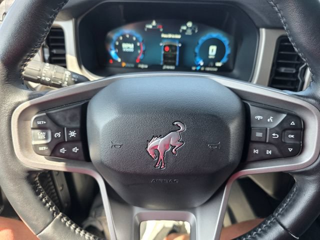 Used 2025 Ford Bronco Outer Banks AWD/4WD image 19