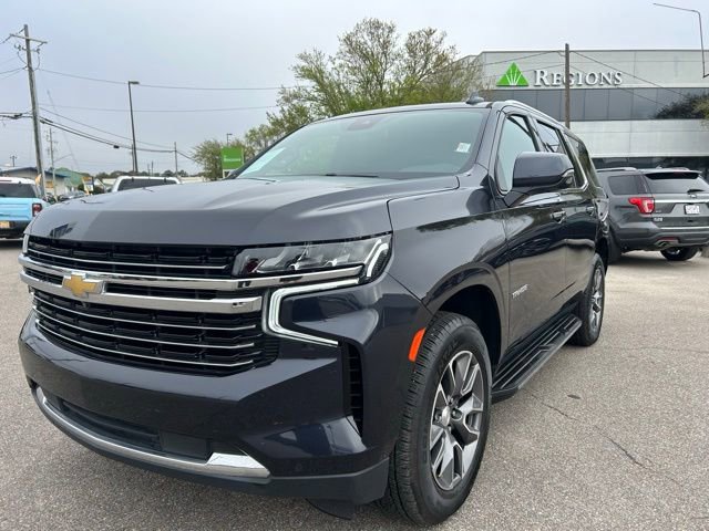 Used 2023 Chevrolet Tahoe LT w/ Luxury Package RWD image 4