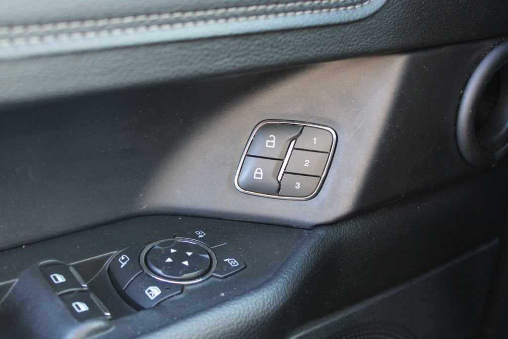 Used 2019 Ford Expedition Limited w/ Equipment Group 301A image 39