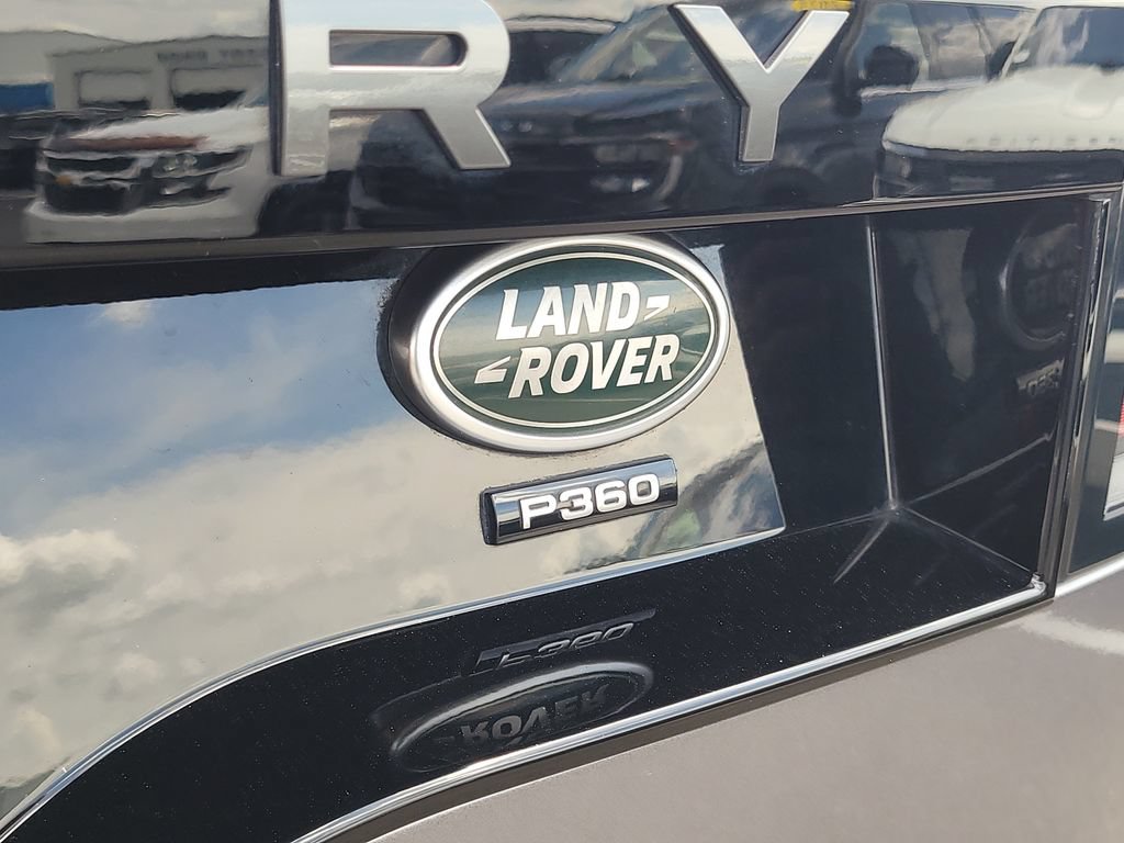 Used 2023 Land Rover Discovery S R-Dynamic AWD/4WD image 7