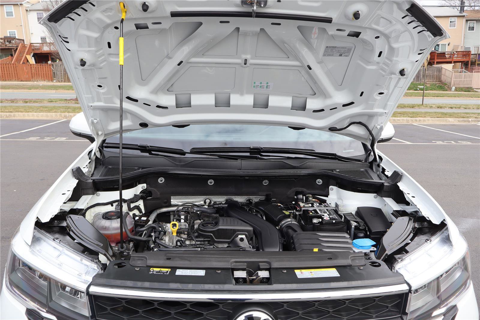 Certified 2022 Volkswagen Taos SE image 10