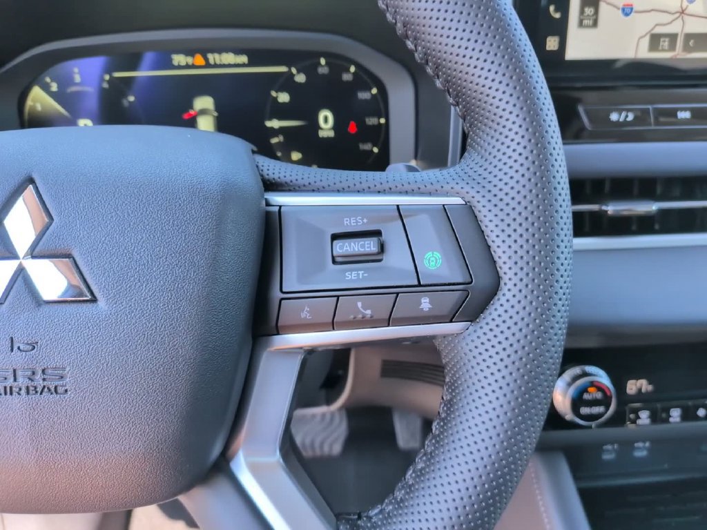 New 2026 Mitsubishi Outlander SE FWD image 21