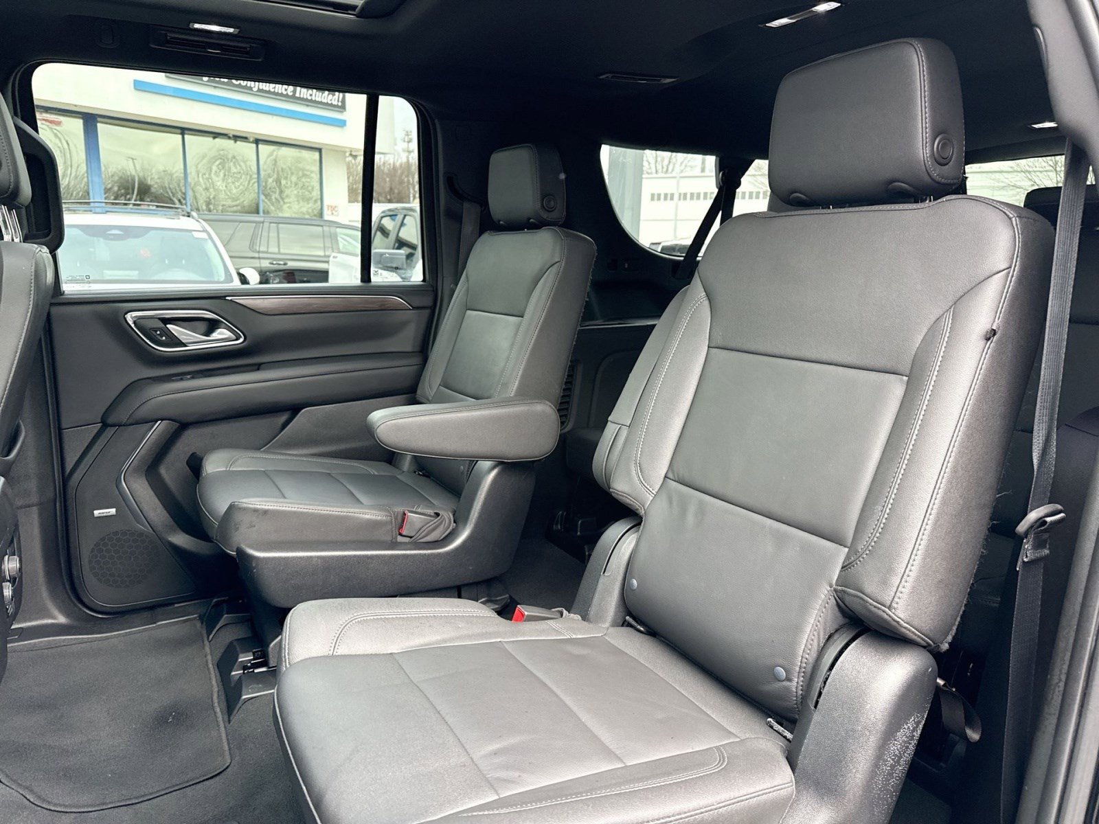 Used 2023 Chevrolet Suburban Z71 image 25