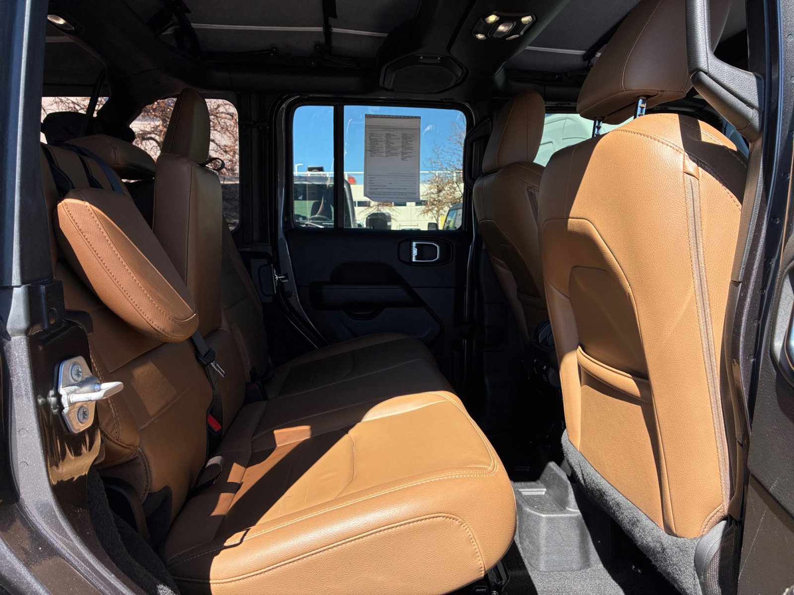 Used 2021 Jeep Wrangler Unlimited Sahara image 18