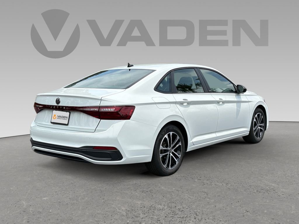 Used 2025 Volkswagen Jetta Sport FWD image 17