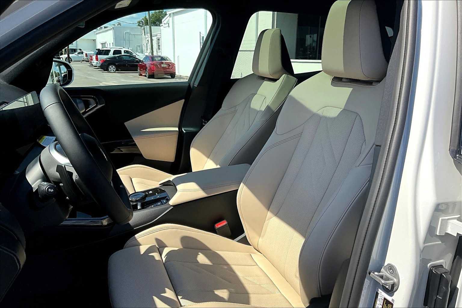New 2026 BMW X3 xDrive30i w/ Premium Package AWD/4WD image 9