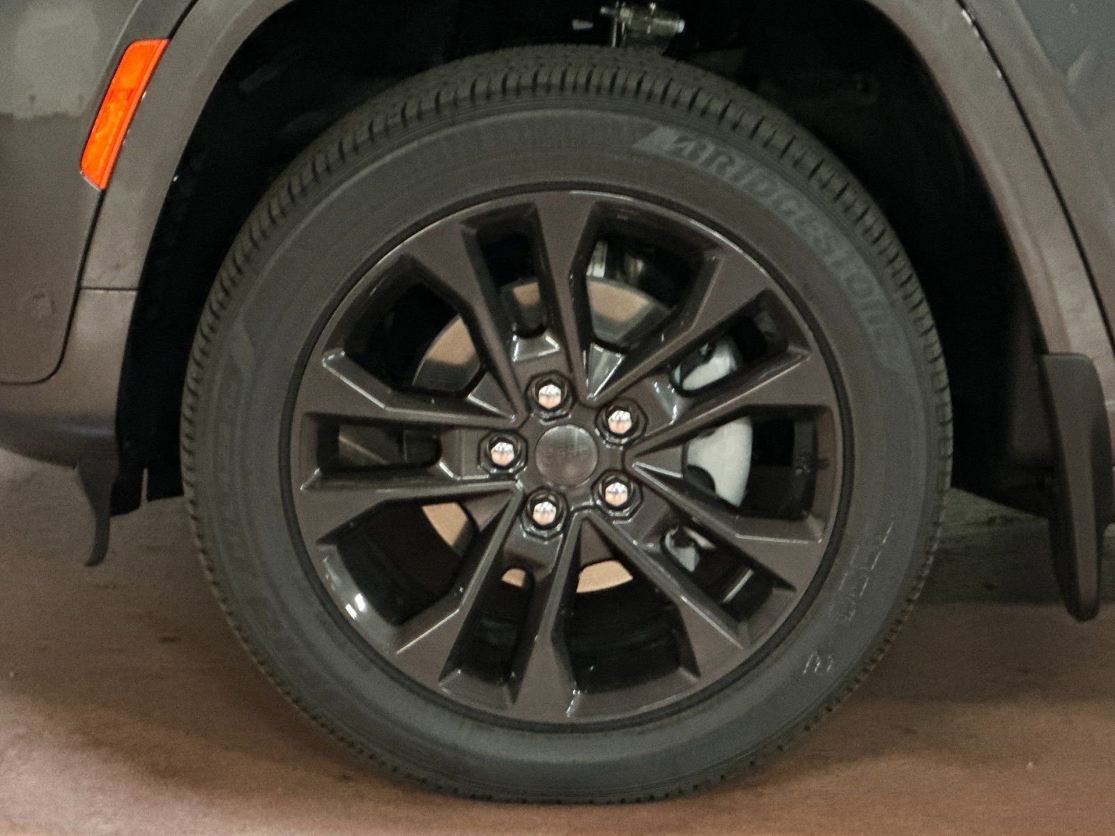 New 2026 Jeep Grand Cherokee Limited image 23