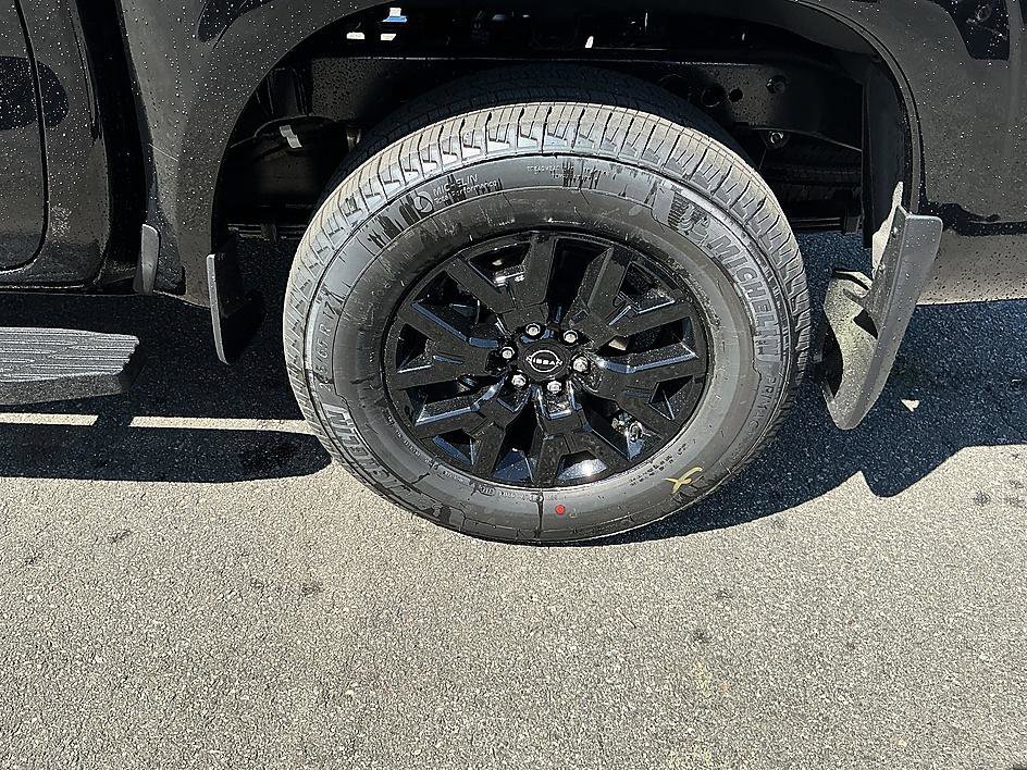 New 2026 Nissan Frontier SV image 8