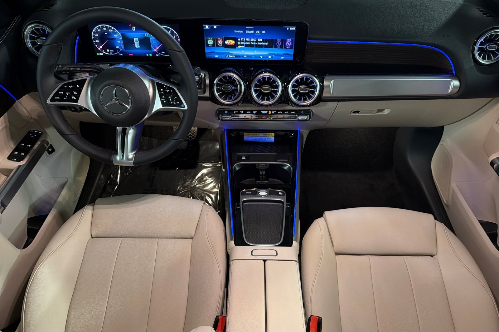 New 2026 Mercedes-Benz GLB 250 image 12