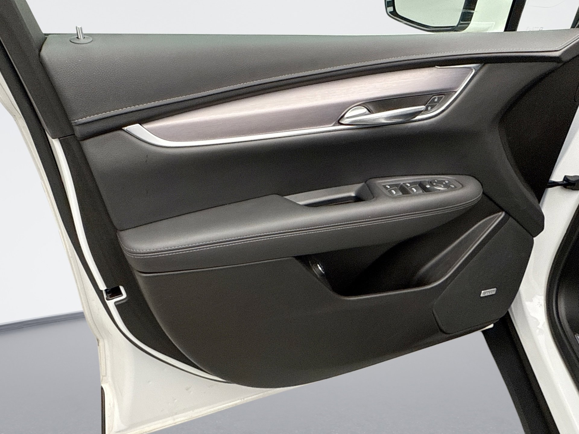 Used 2022 Cadillac XT5 Luxury image 9