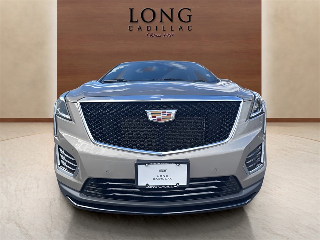 Certified 2022 Cadillac XT5 Sportv image 2