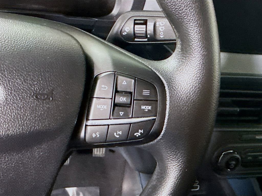 Used 2025 Ford Maverick XL w/ Equipment Group 102A image 20
