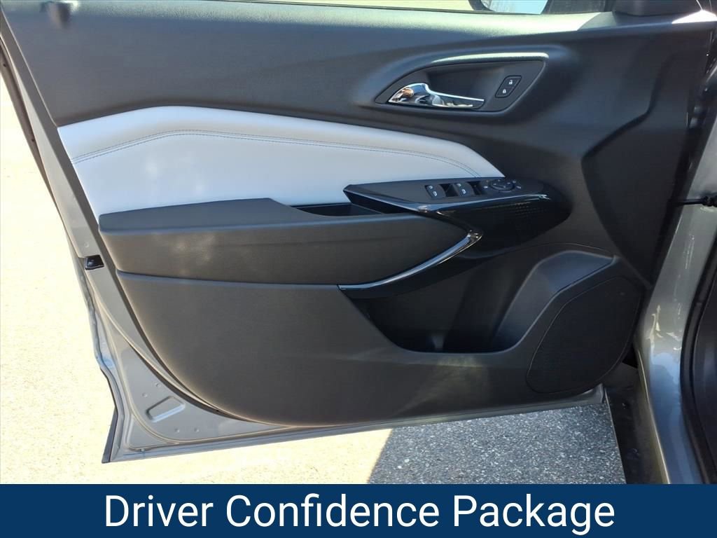 New 2026 Chevrolet Trax LT w/ Driver Confidence Package image 17