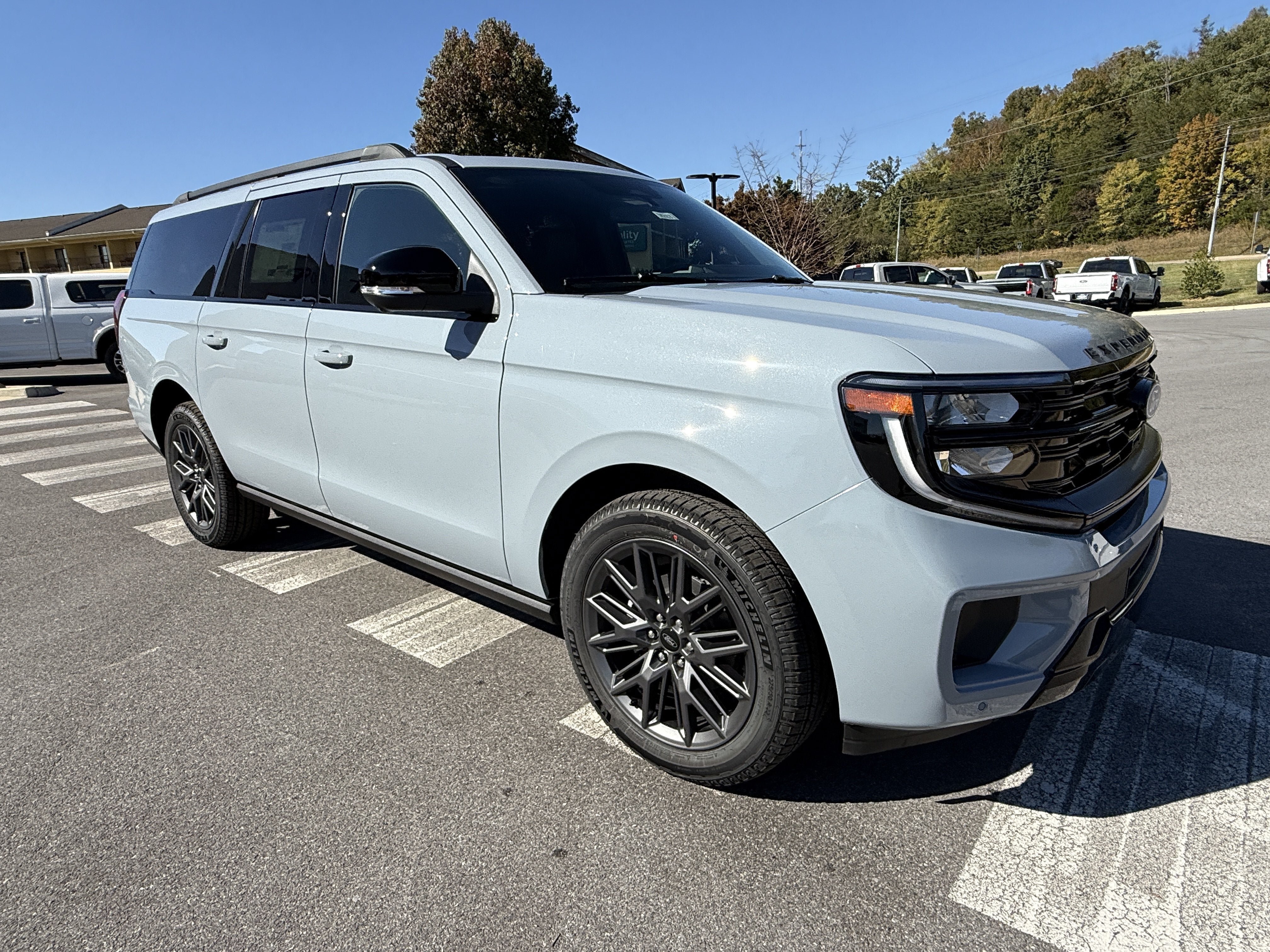 New 2027 Ford Expedition Max Platinum w/ Stealth Appearance Package AWD/4WD image 3