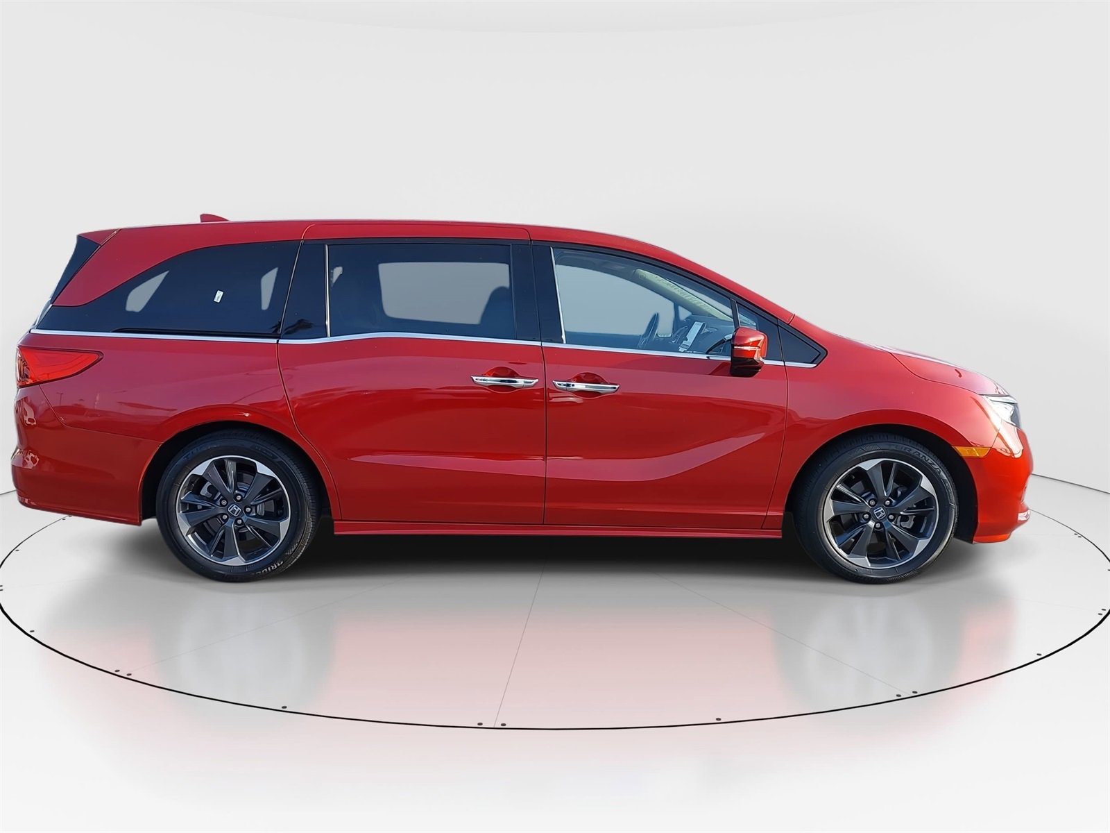 Used 2023 Honda Odyssey Elite image 4