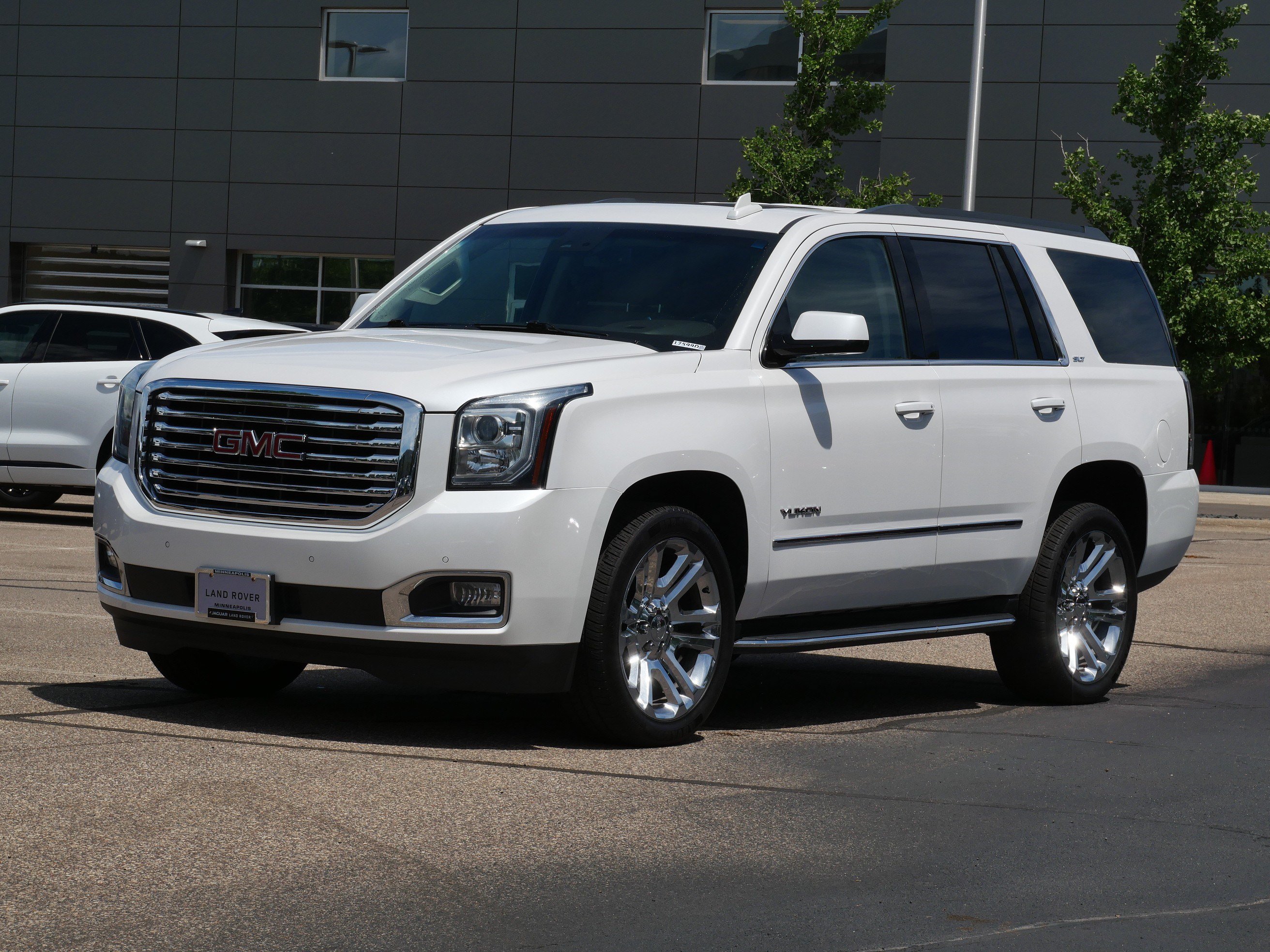 Used 2018 GMC Yukon SLT w/ Premium Edition