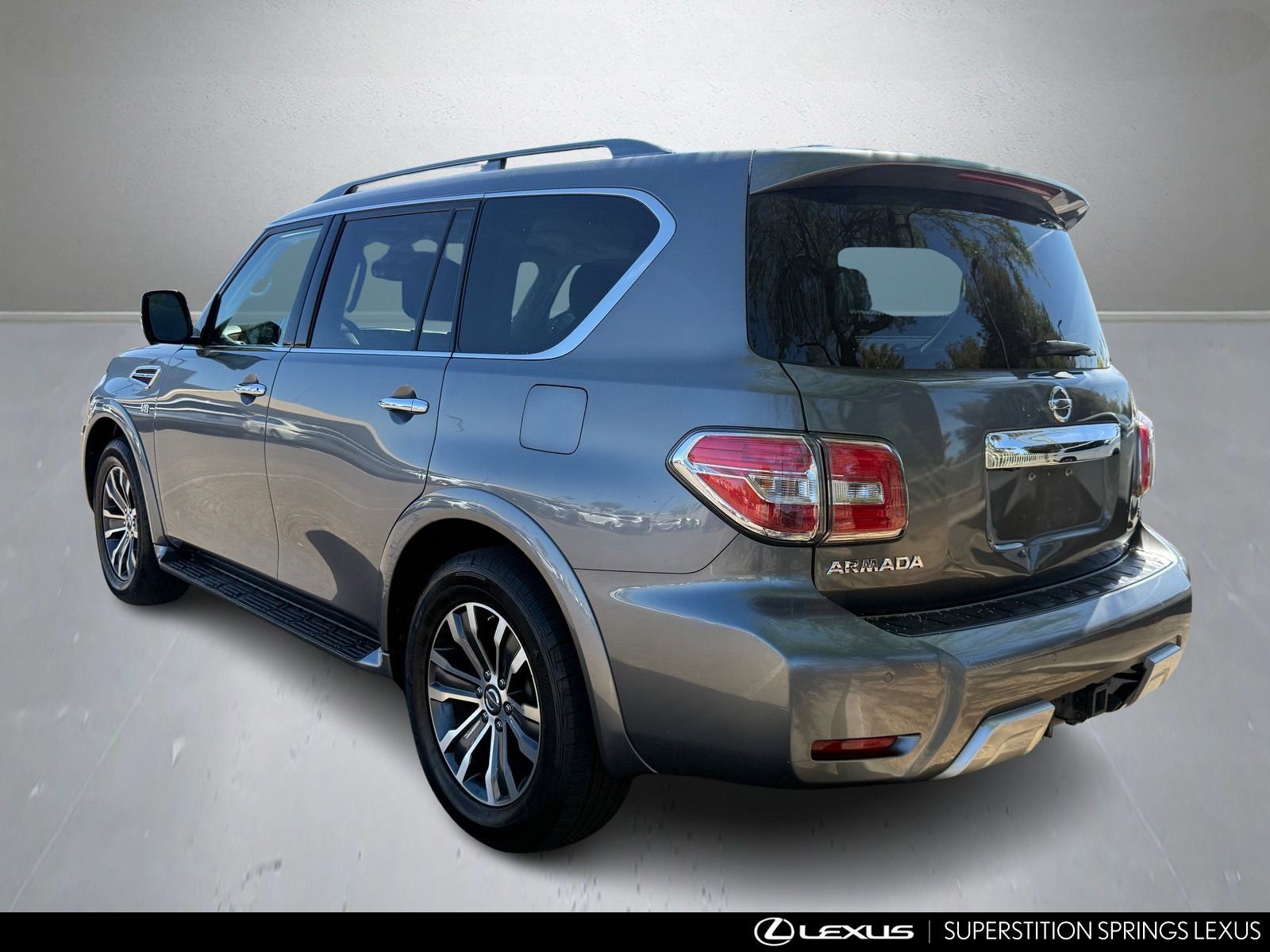 Used 2018 Nissan Armada SL w/ Moonroof Package image 4