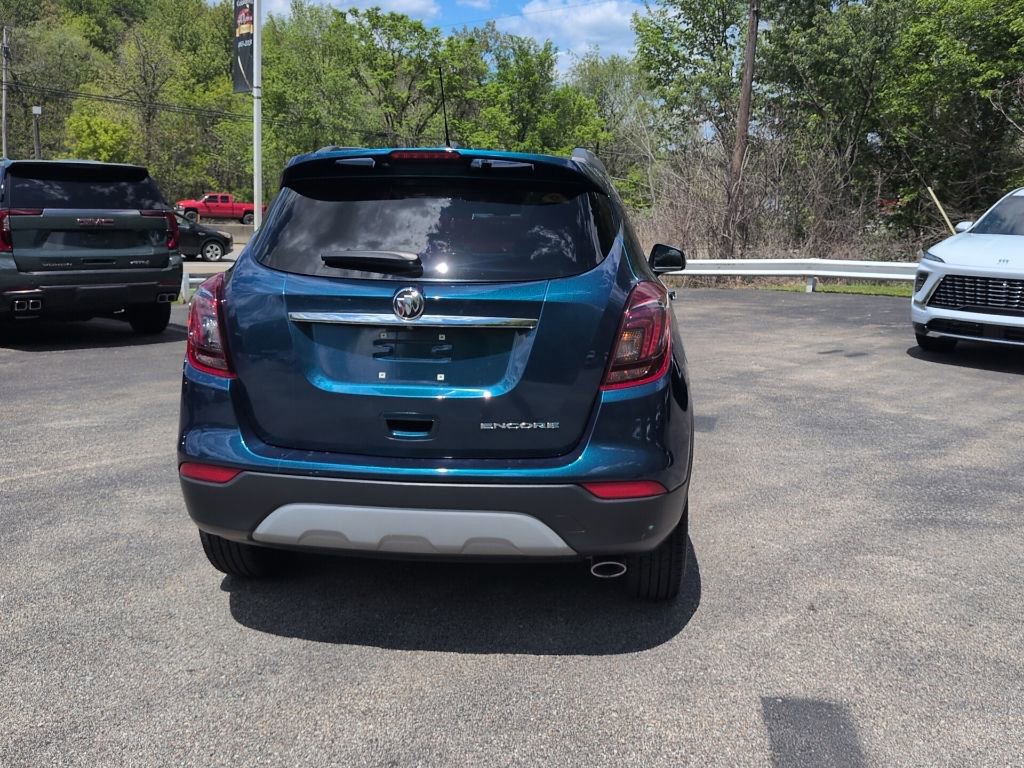 Used 2019 Buick Encore Sport Touring w/ Safety Package FWD image 11