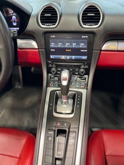 Used 2017 Porsche 718 Boxster S image 23