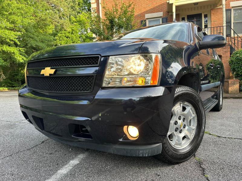 Used 2008 Chevrolet Avalanche LT w/ LT Preferred Equipment Group AWD/4WD image 2
