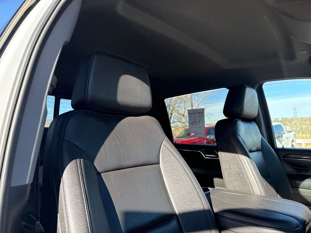 Used 2024 Chevrolet Silverado 3500 LTZ w/ LTZ Convenience Package image 28