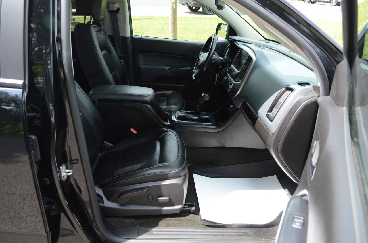 Used 2018 Chevrolet Colorado Z71 AWD/4WD image 17