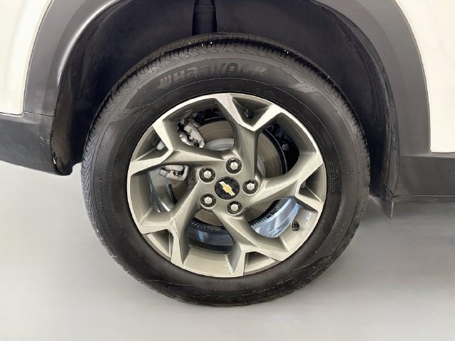 Used 2026 Chevrolet Trax LT FWD image 32