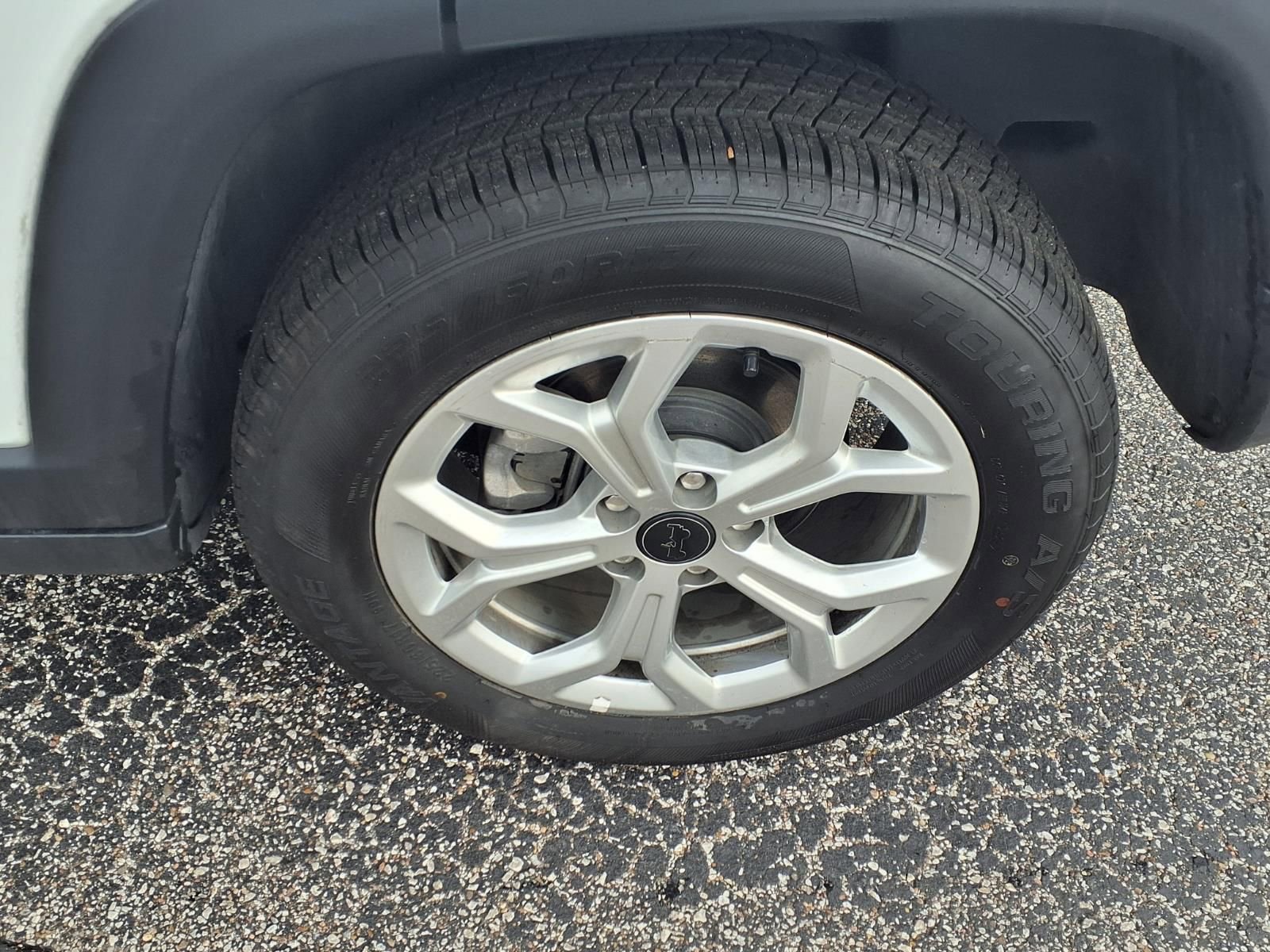 Used 2025 Jeep Compass Latitude image 25