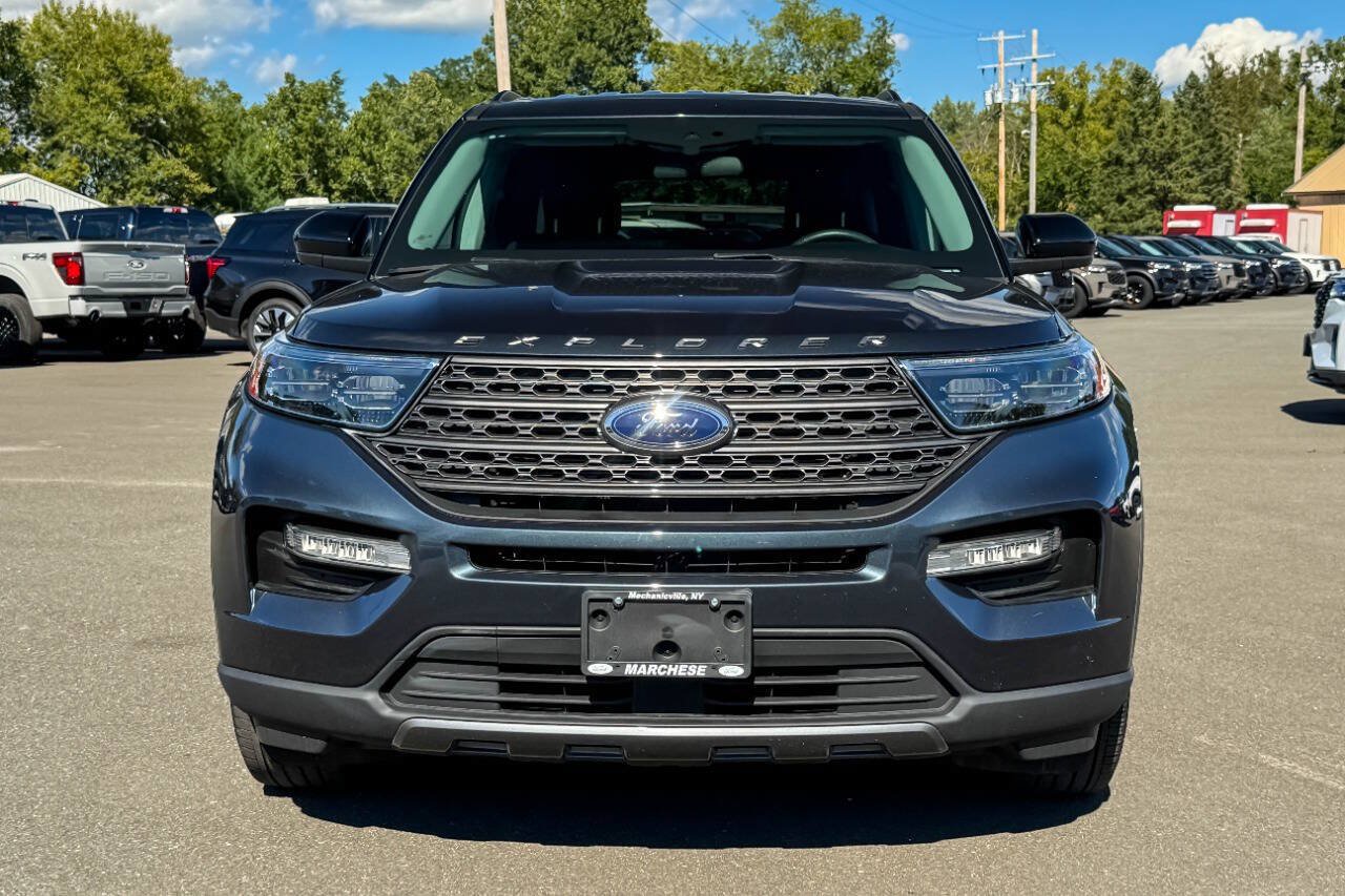 Used 2023 Ford Explorer XLT w/ Equipment Group 202A AWD/4WD image 8